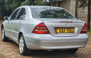 Mercedes-Benz C200 2003 Silver