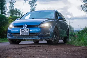 Volkswagen Golf 2015 Blue