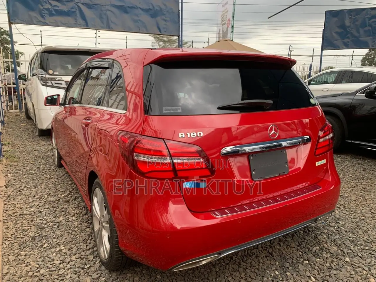 Mercedes-Benz GLA-Class 2017 Red