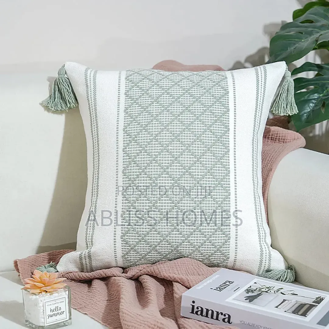 Nodic Woven Throw Pillow Case