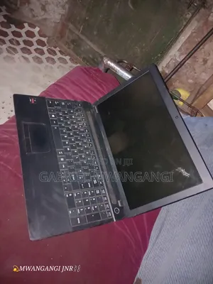 Laptop Toshiba Satellite C55 8GB Intel Core i3 HDD 512GB