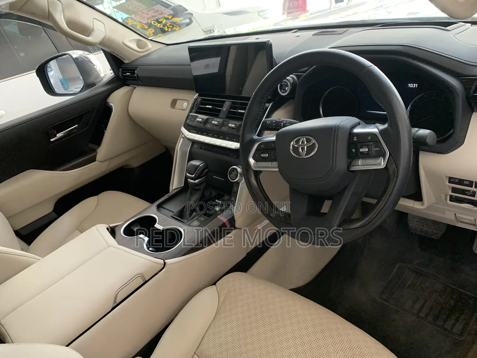 Toyota Land Cruiser LC300 2023 Ivory