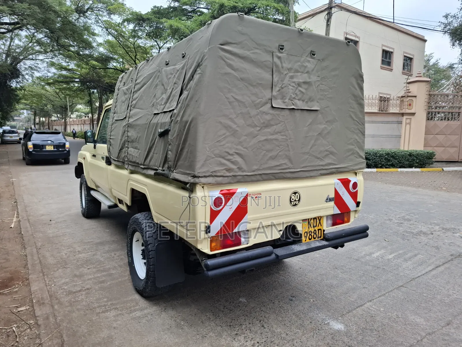 Toyota Land Cruiser 2005 Beige