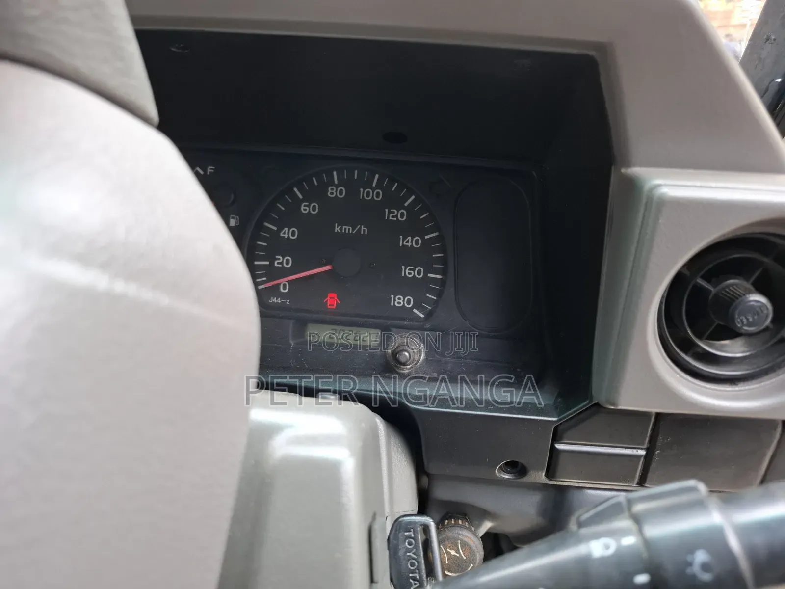 Toyota Land Cruiser 2005 Beige