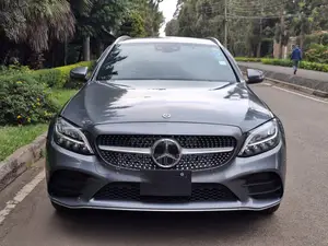 Mercedes-Benz C180 2019 Gray