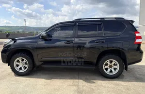 Toyota Land Cruiser Prado 2017 Black