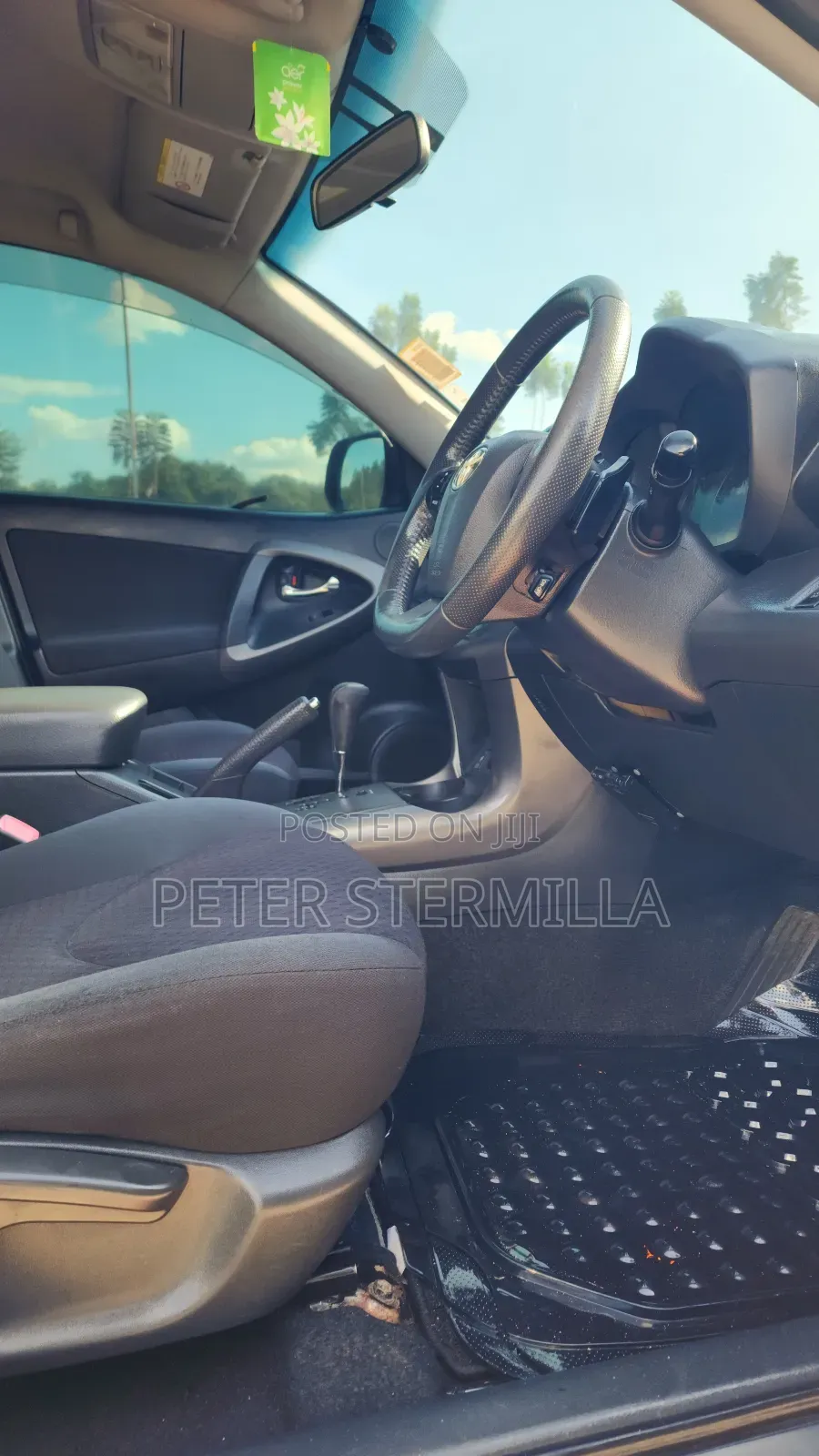 Toyota Vanguard 2012 Black