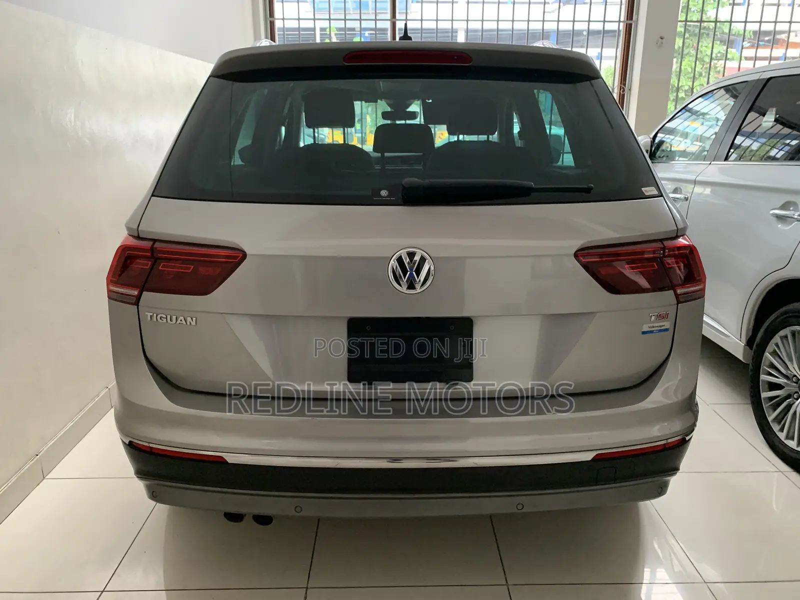 Volkswagen Tiguan 2019 Silver