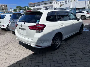 Toyota Corolla Fielder 2019 White