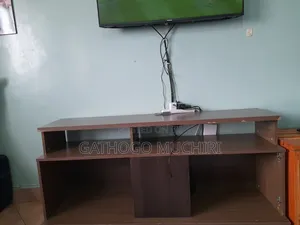 Tv Stand (Brown)