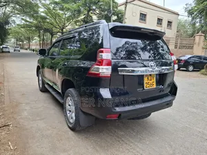 Toyota Land Cruiser Prado 2011 Black