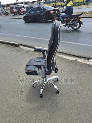 Comfort Leather Working Chair