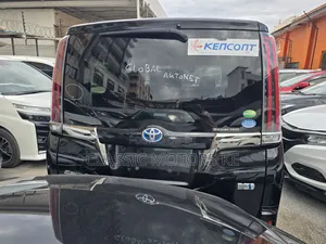 Toyota Esquire 2020 Black
