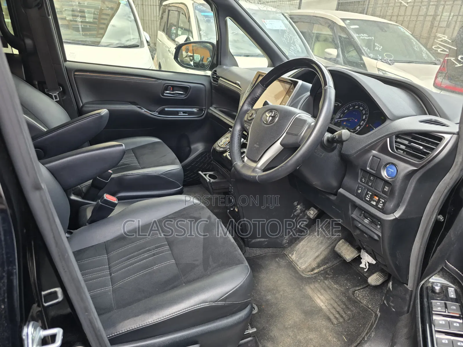 Toyota Esquire 2020 Black