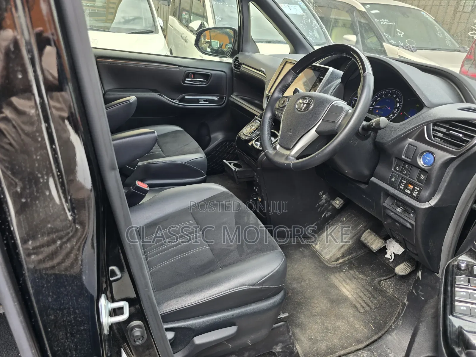 Toyota Esquire 2020 Black