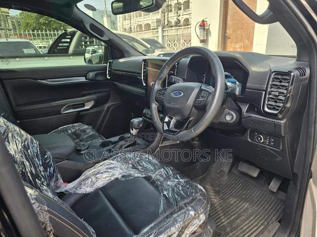 Ford Ranger Wildtrak 2023 Black - thumbnail 13