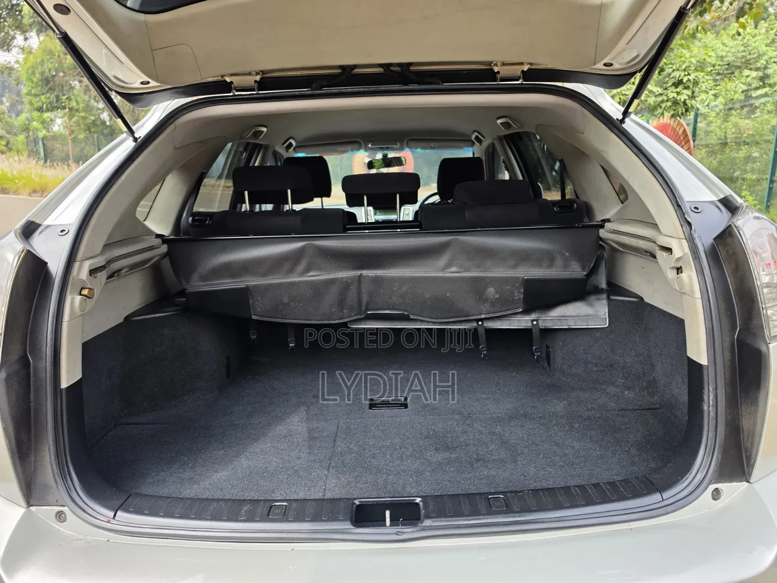 Toyota Harrier 2005 Silver
