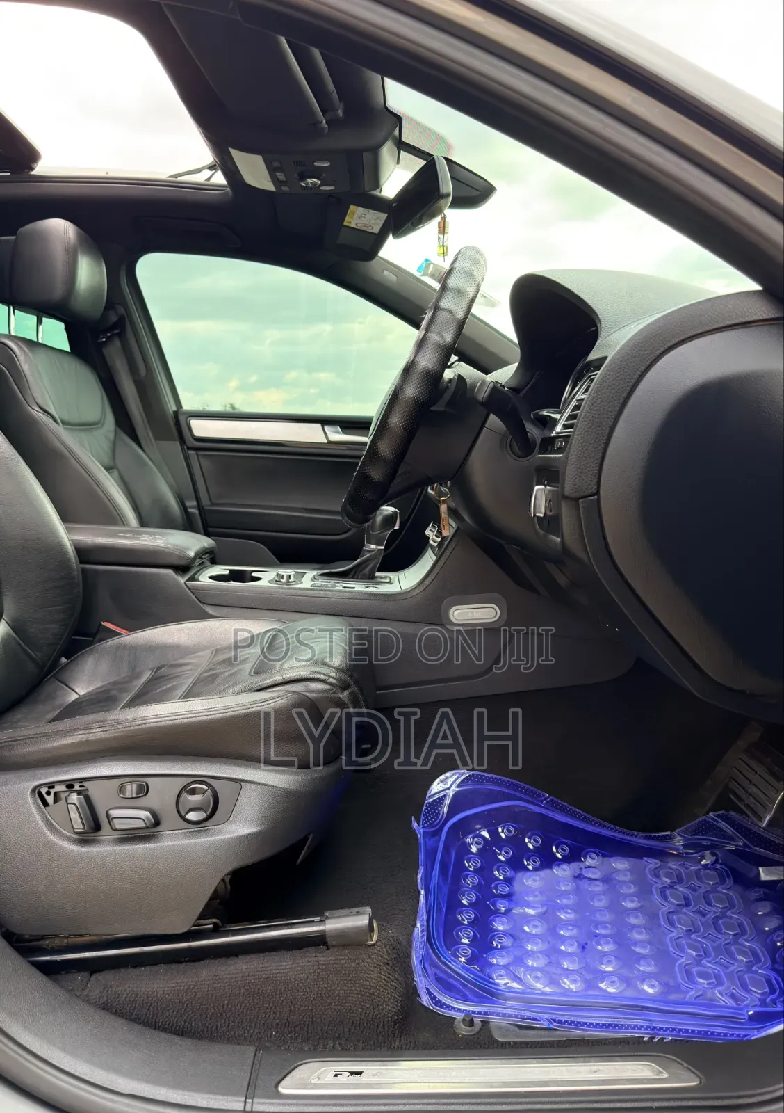 Volkswagen Touareg 2014 Gray