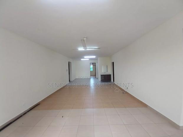 3bdrm Apartment in Links Rd, Shauri Yako for rent