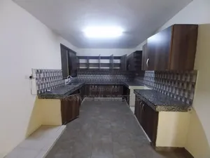 3bdrm Apartment in Links Rd, Shauri Yako for rent