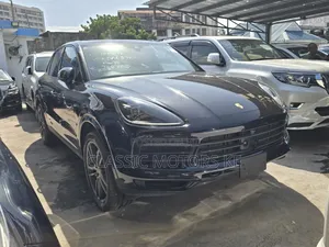 Porsche Cayenne 2020 Black