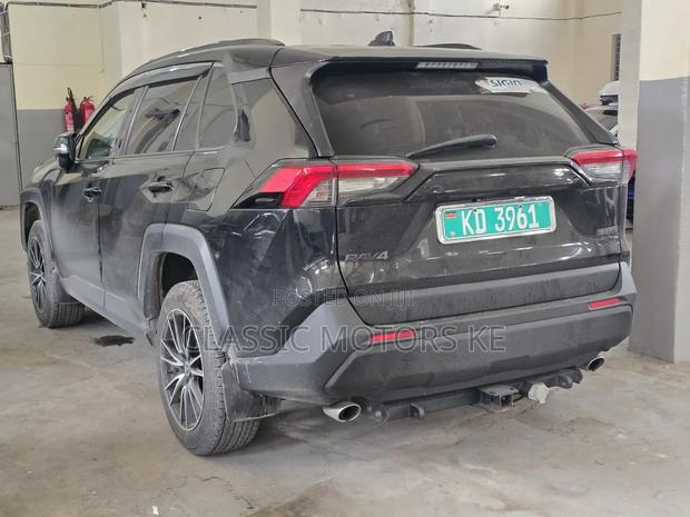 Toyota RAV4 2019 - thumbnail 5
