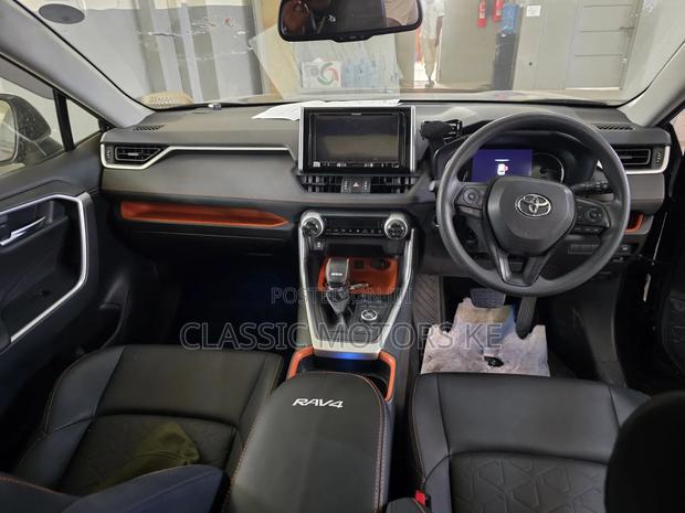 Toyota RAV4 2019 - thumbnail 9