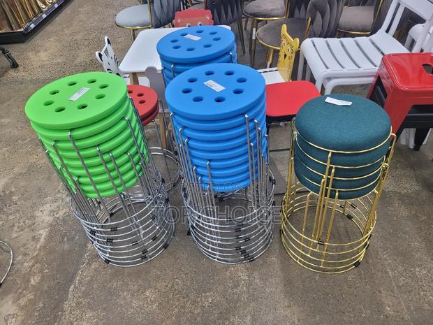 Stackable Salon / Spar Stools - thumbnail 2