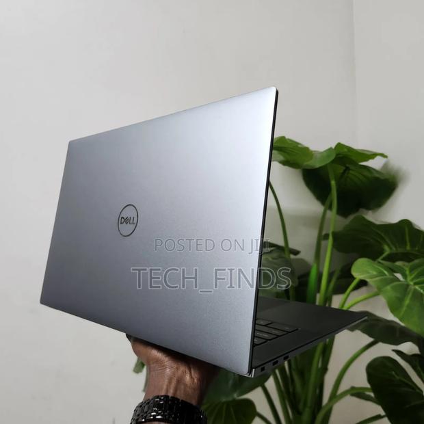 Laptop Dell Precision 5550 32GB Intel Core i9 SSD 512GB - thumbnail 3
