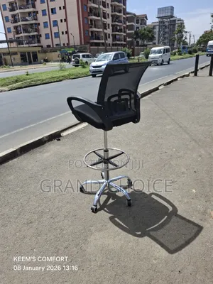 High Counter Mesh Chair