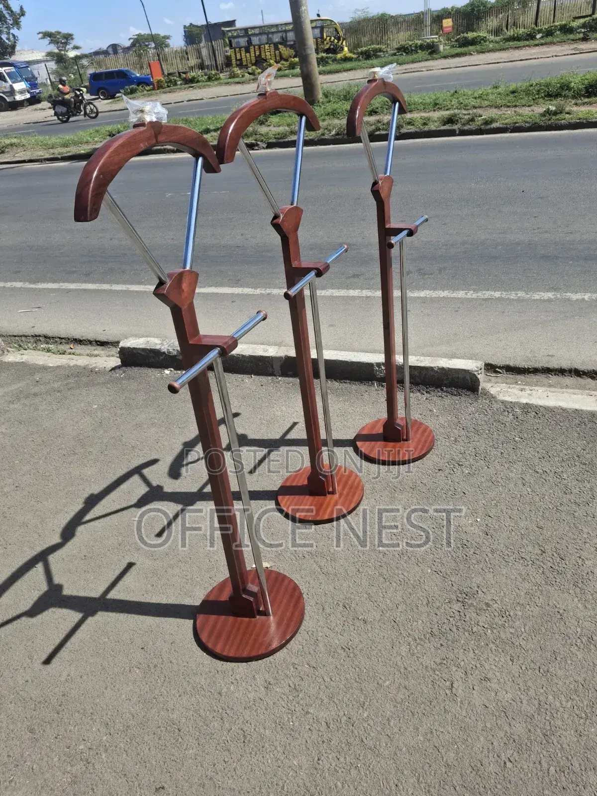 Stylish and Durable Coat Hanger