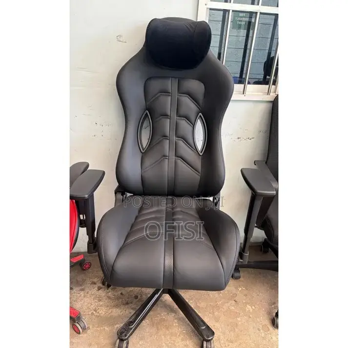 Gaming Chair; Modern Leather Executive Gamer's Gaming Chair