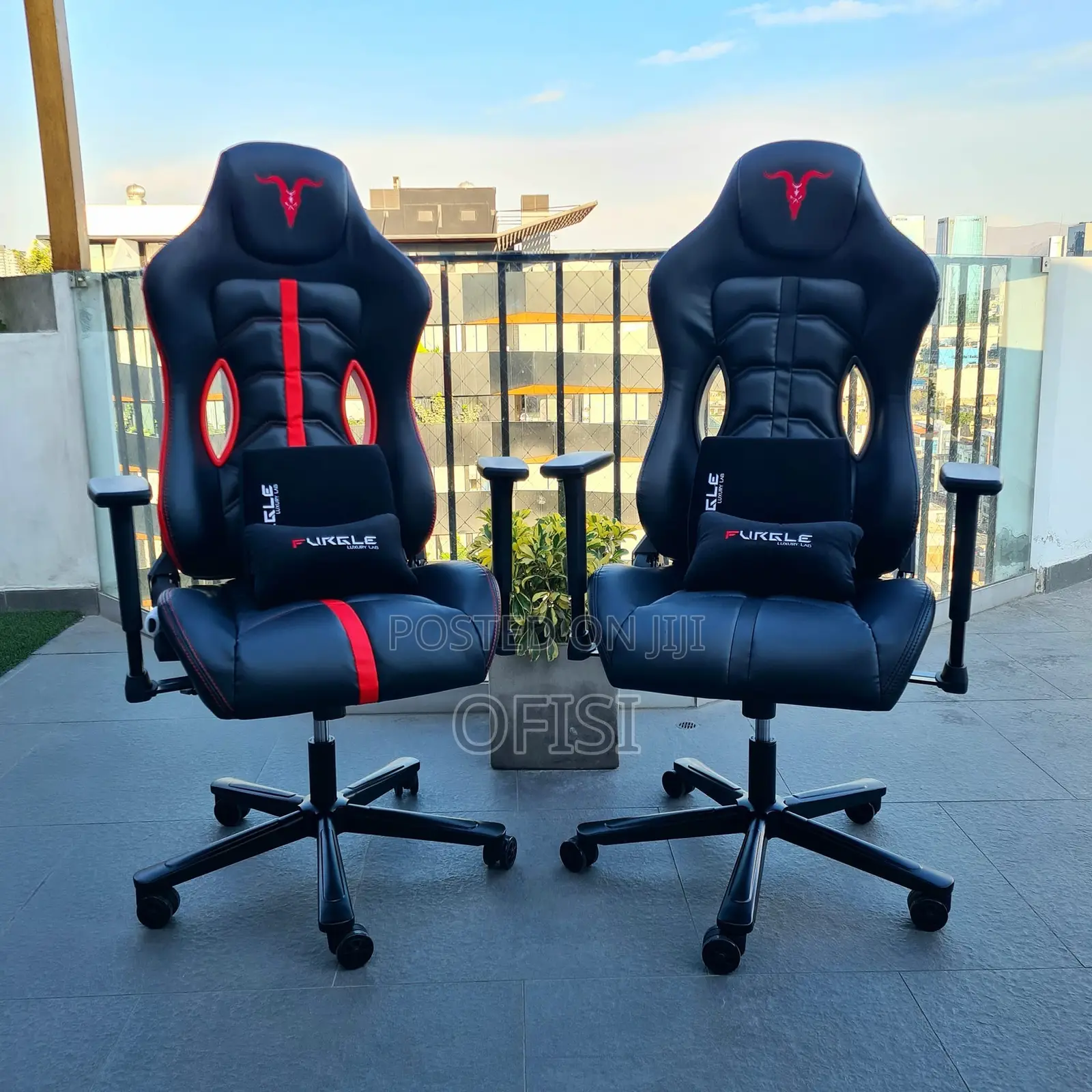 Gaming Chair; Modern Leather Executive Gamer's Gaming Chair