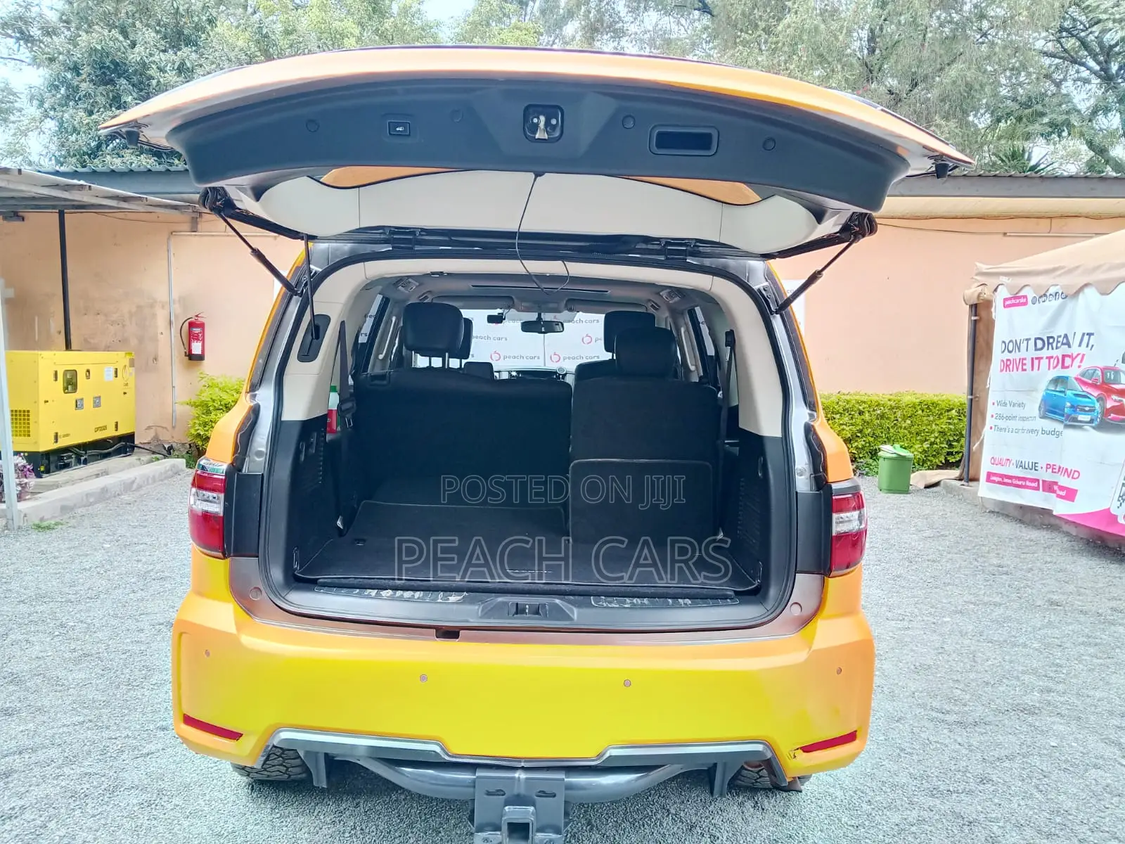 Nissan Patrol 2022 Orange