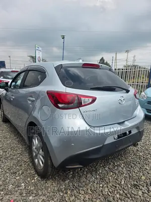Mazda Demio 2019 Silver