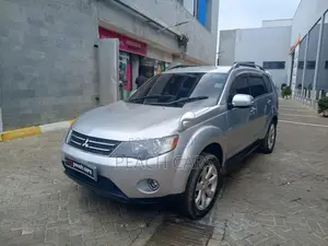 Mitsubishi Outlander 2011 Silver