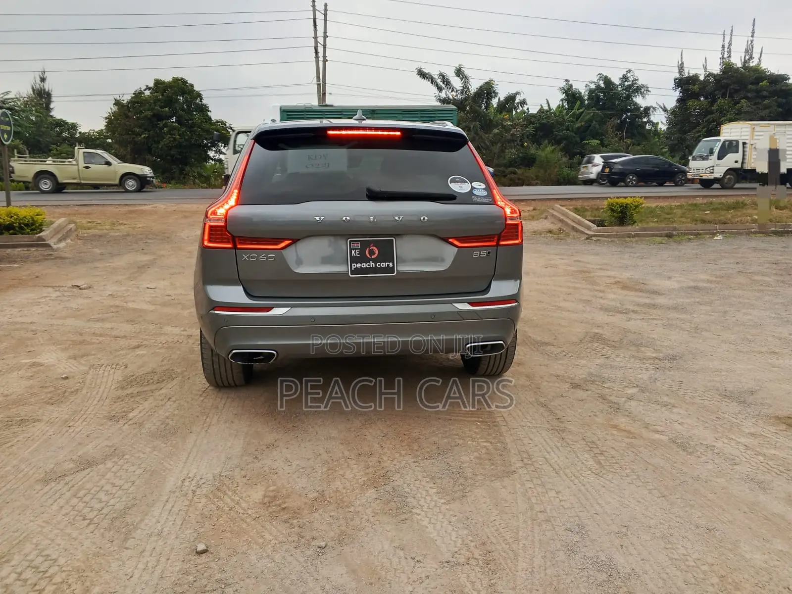 Volvo XC60 2021 Gray