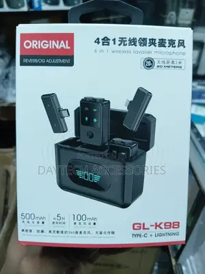 This Gl- 4-in-1 Wireless Lavalier Microphone in Black.