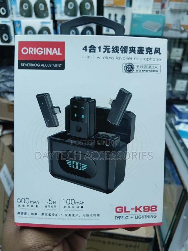 The Gl- 4-in-1 Wireless Lavalier Microphone System for Creators