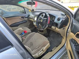 Honda Stream 2007 Silver