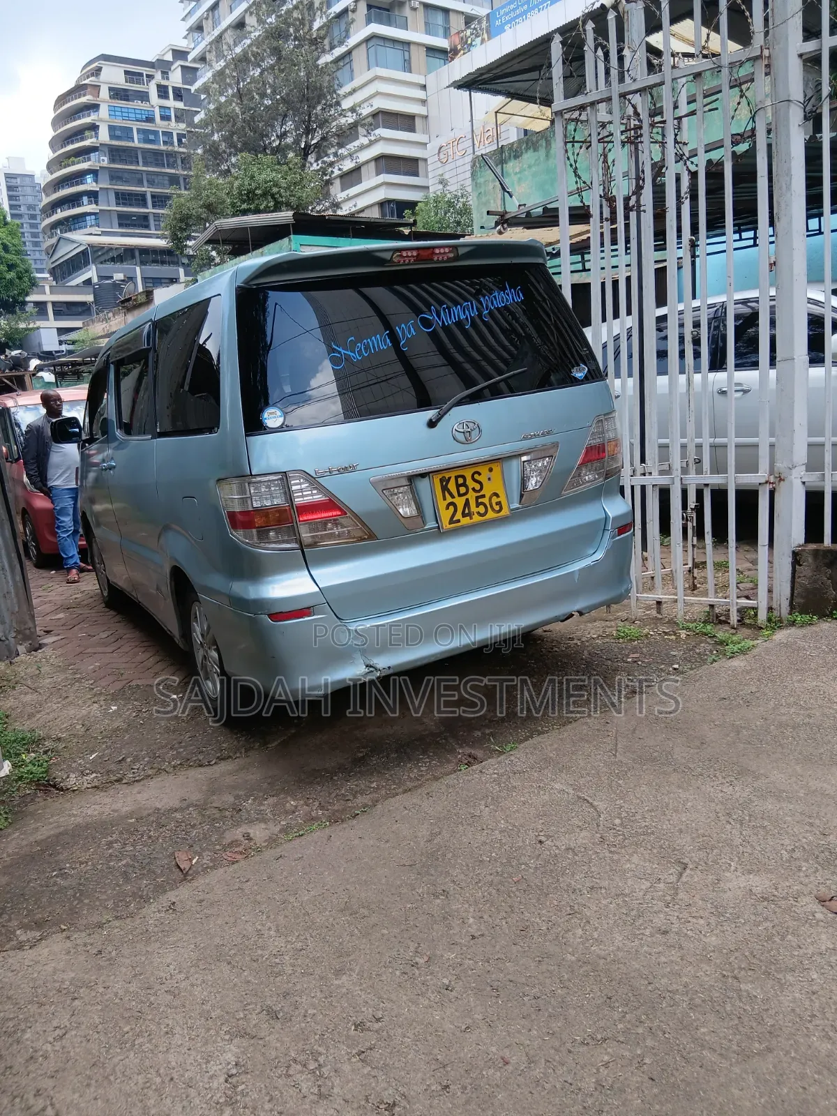 Toyota Estima 2005 Blue