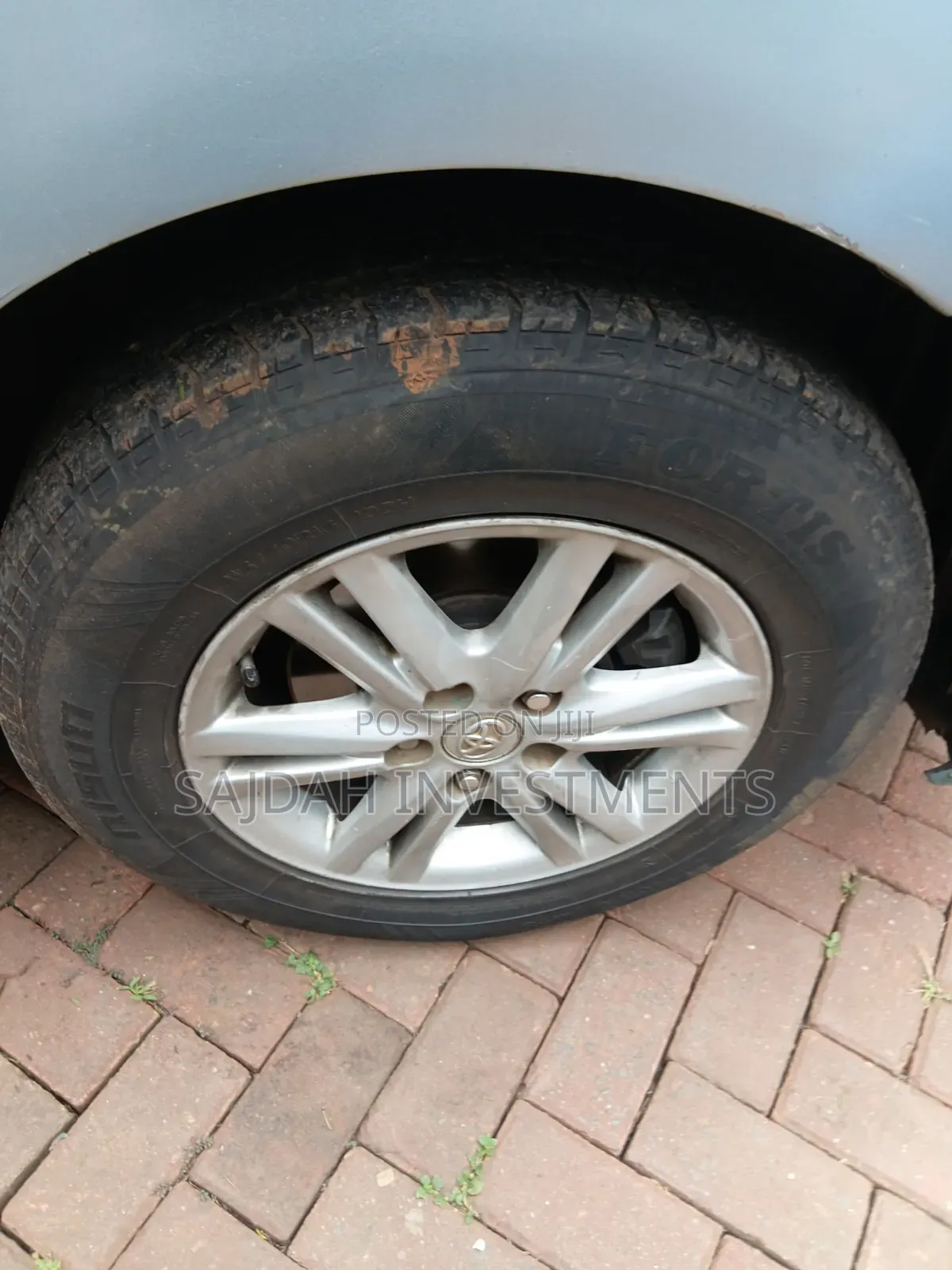 Toyota Estima 2005 Blue