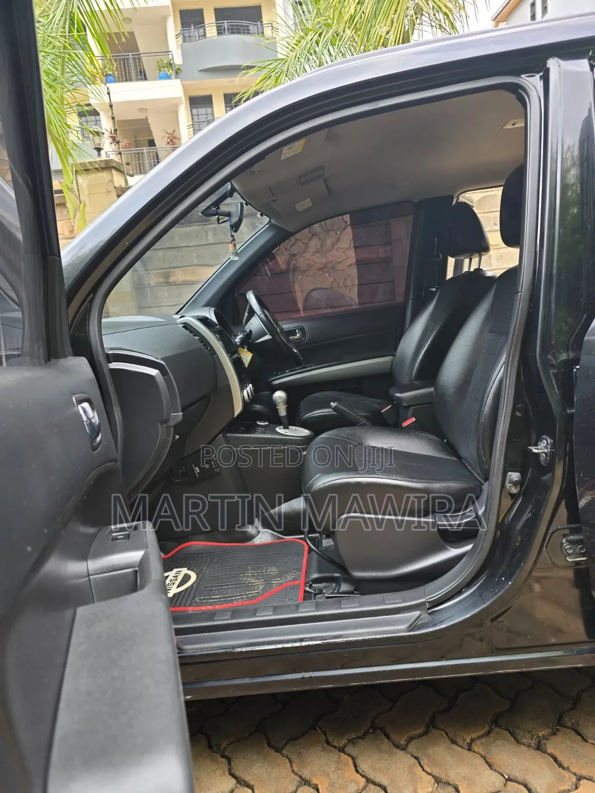 Nissan X-Trail 2013 Black