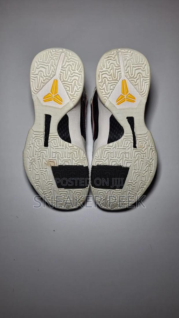Basketball Shoes (Kobe 5) - thumbnail 4