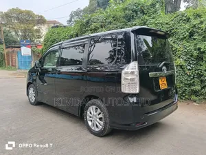 Toyota Noah 2012 Black