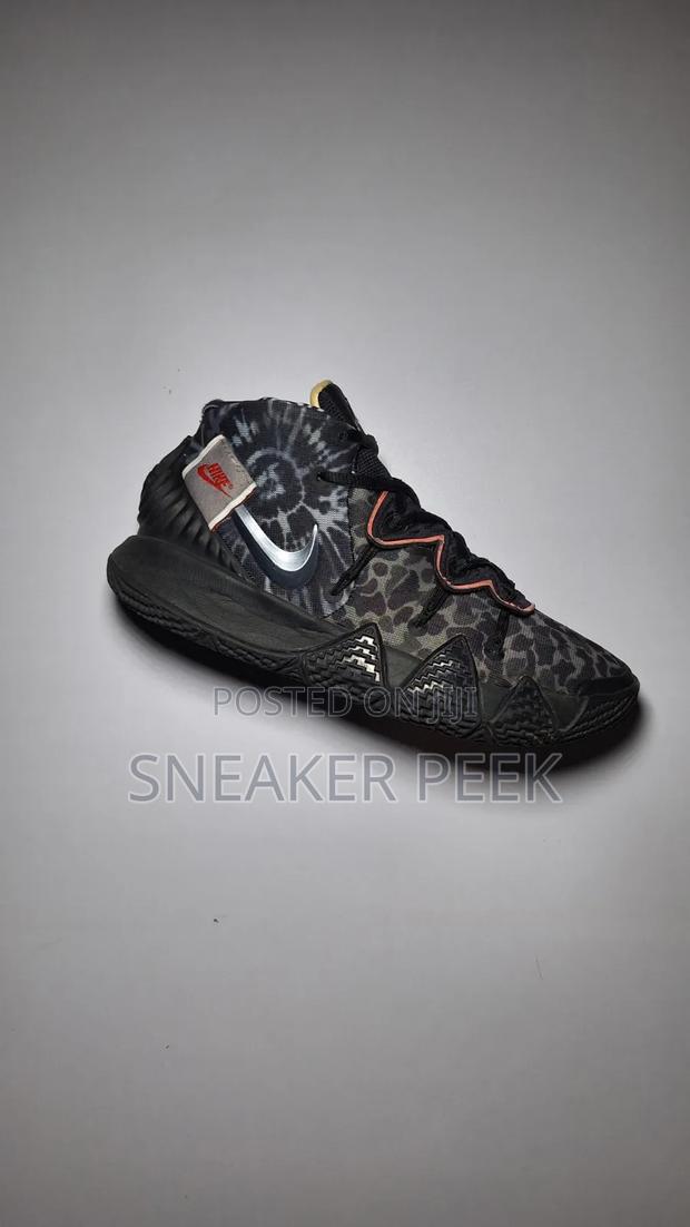Basketball Shoes [Kyries -Ape Man]