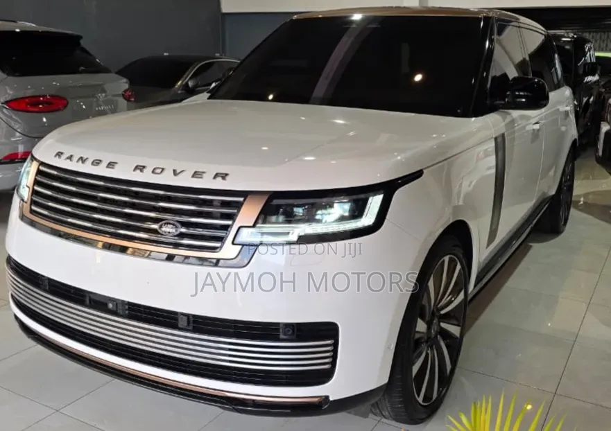 Land Rover Range Rover Vogue 2024 Gold