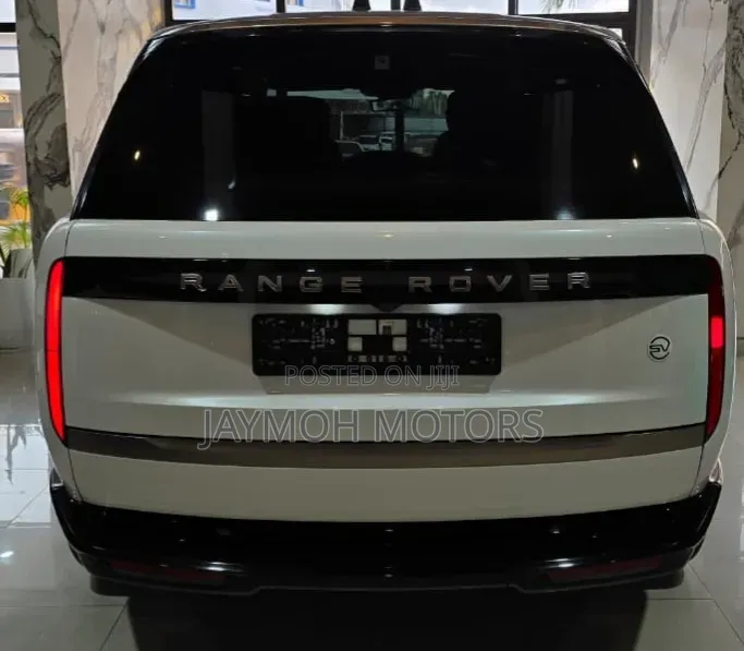 Land Rover Range Rover Vogue 2024 Gold