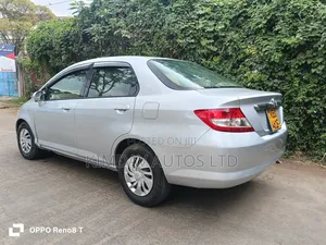 Honda Fit Aria 2006 Silver