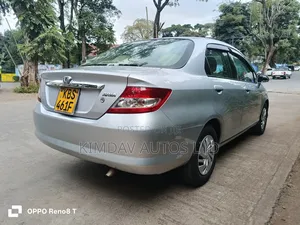 Honda Fit Aria 2006 Silver